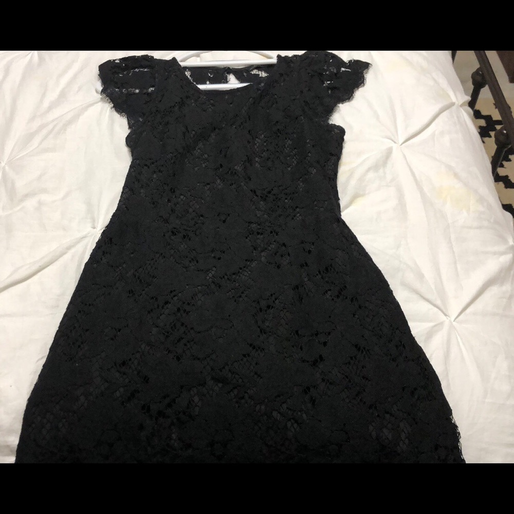 Flower lace mini black dress